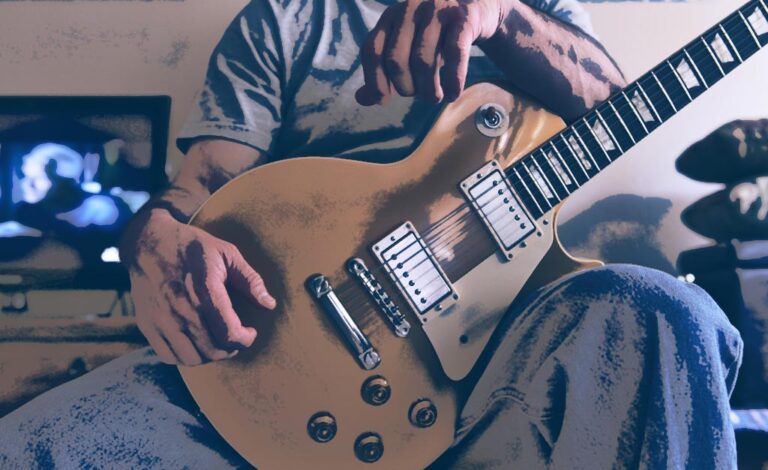 Gibson Gold Top Re-Issue Three